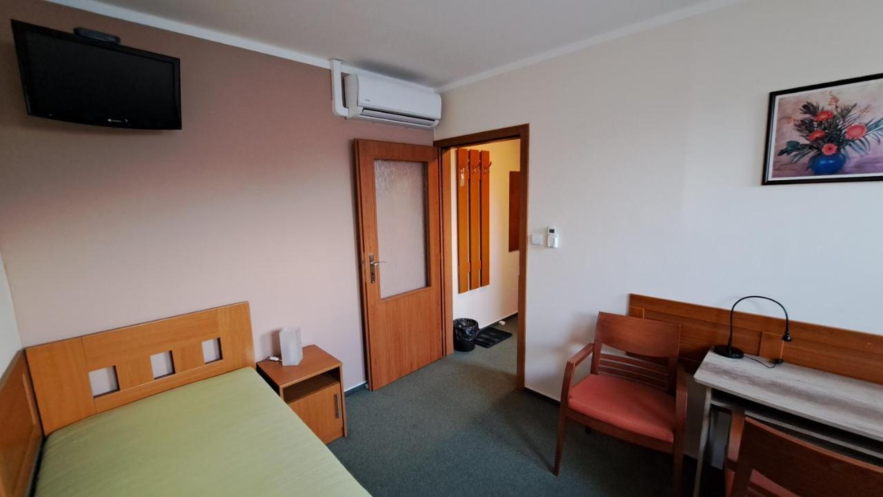 Penzion Aida Ostrava Exterior foto